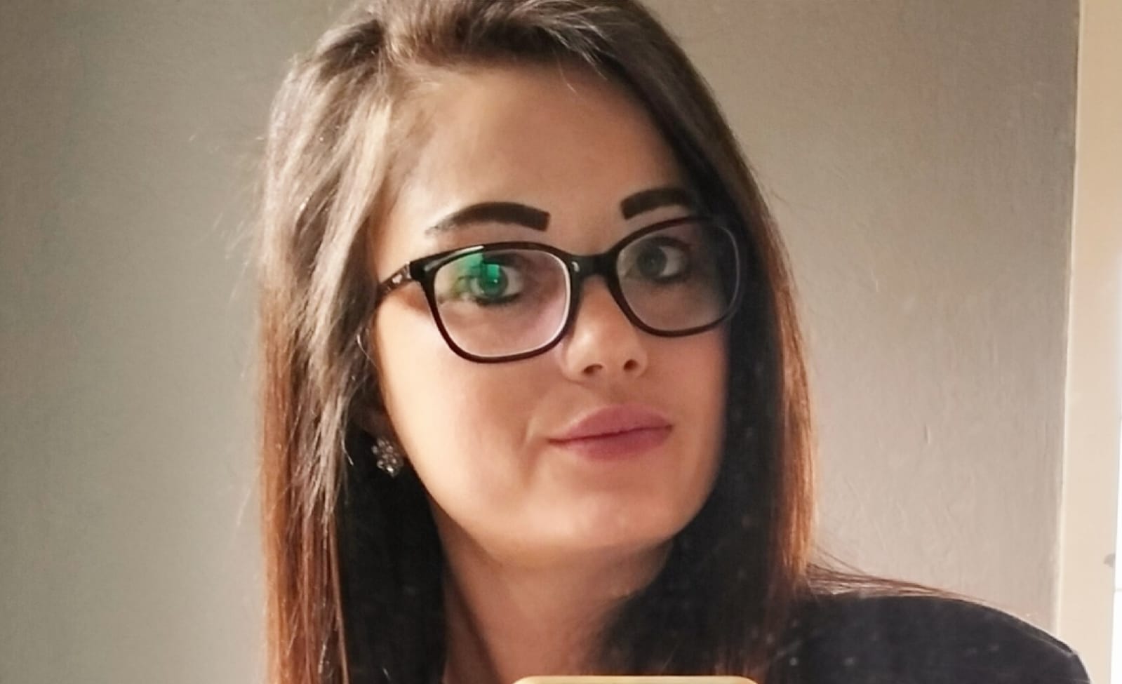 Simoné